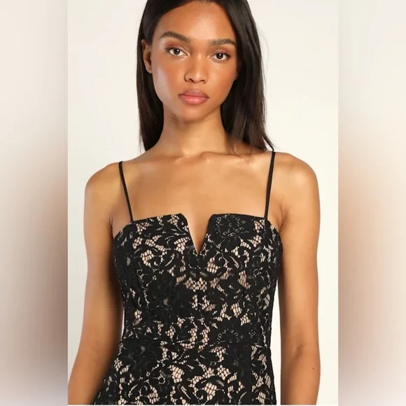 Lulu's Black Lace Midi Dress Sz S - Picture 2 of 10
